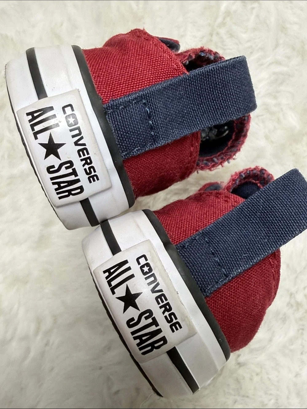 Converse Chuck Taylor All Star Easy On Infant Sz 2 Red Slip On Hook Loop Sneaker